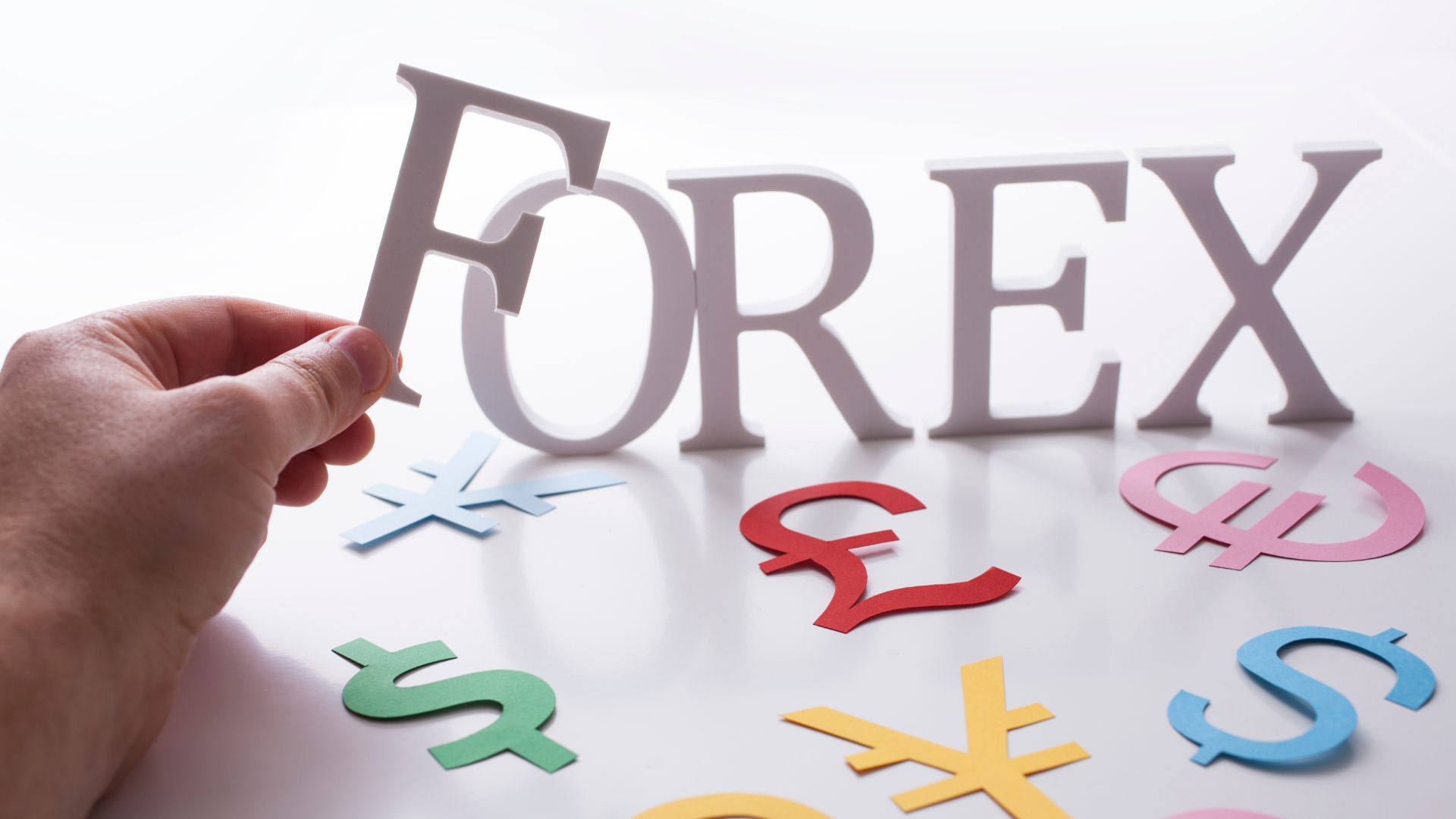 Institutional FX Trading Sees 5% Surge in April 2024